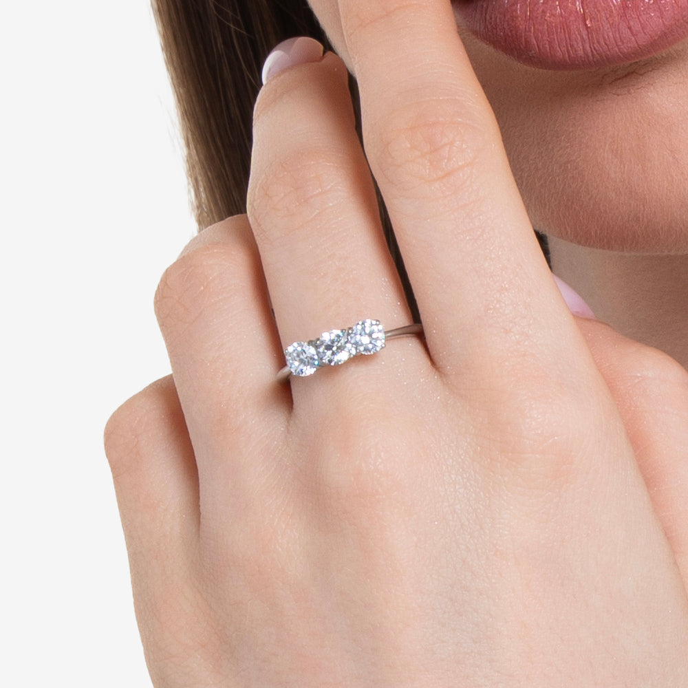 ANELLO DONNA IN ACCIAIO CON  CRISTALLI BIANCHI - MISURA 12