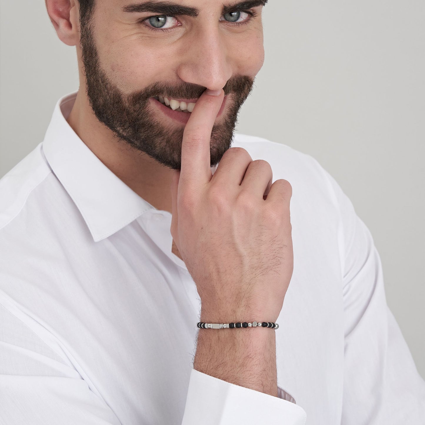 BRACELET HOMME EN ACIER AVEC AGATE NOIRE