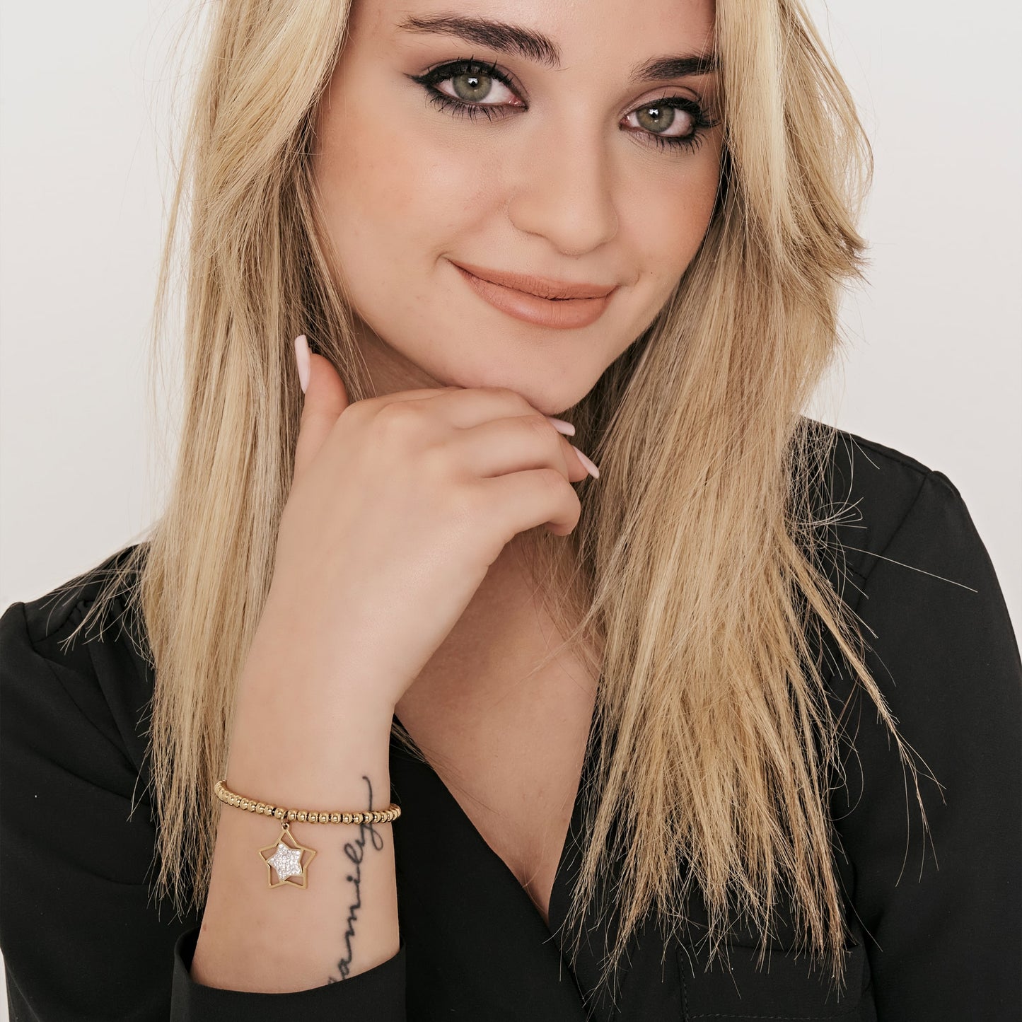 BRACELET FEMME EN ACIER DORÉ IP AVEC ÉTOILE ET CRISTAUX BLANCS