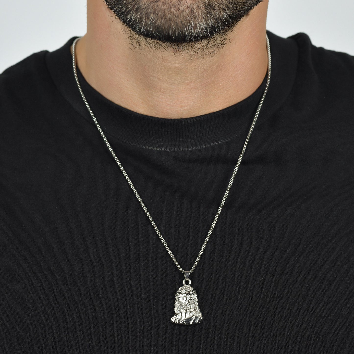 COLLIER VISAGE SAINT EN ACIER POUR HOMME