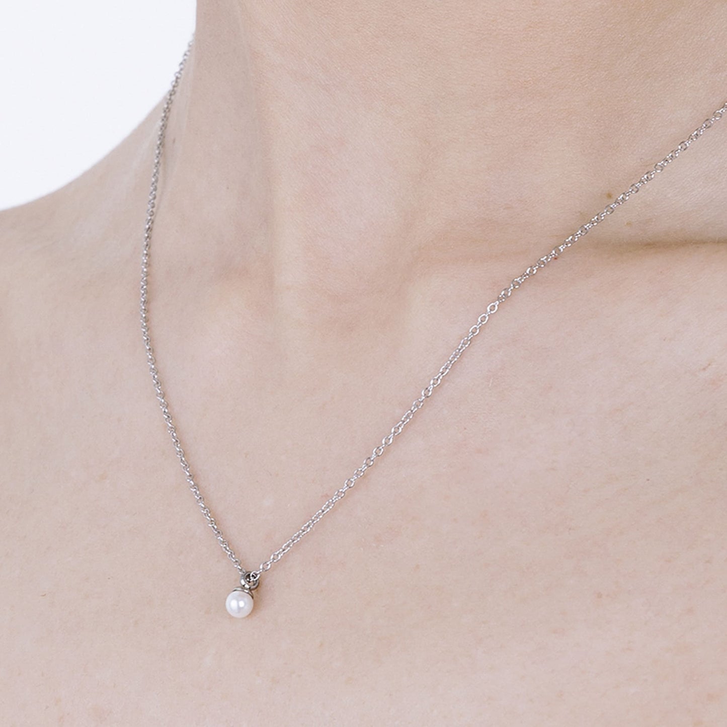 COLLANA DONNA IN ACCIAIO CON PERLA SINTETICA DA 4MM