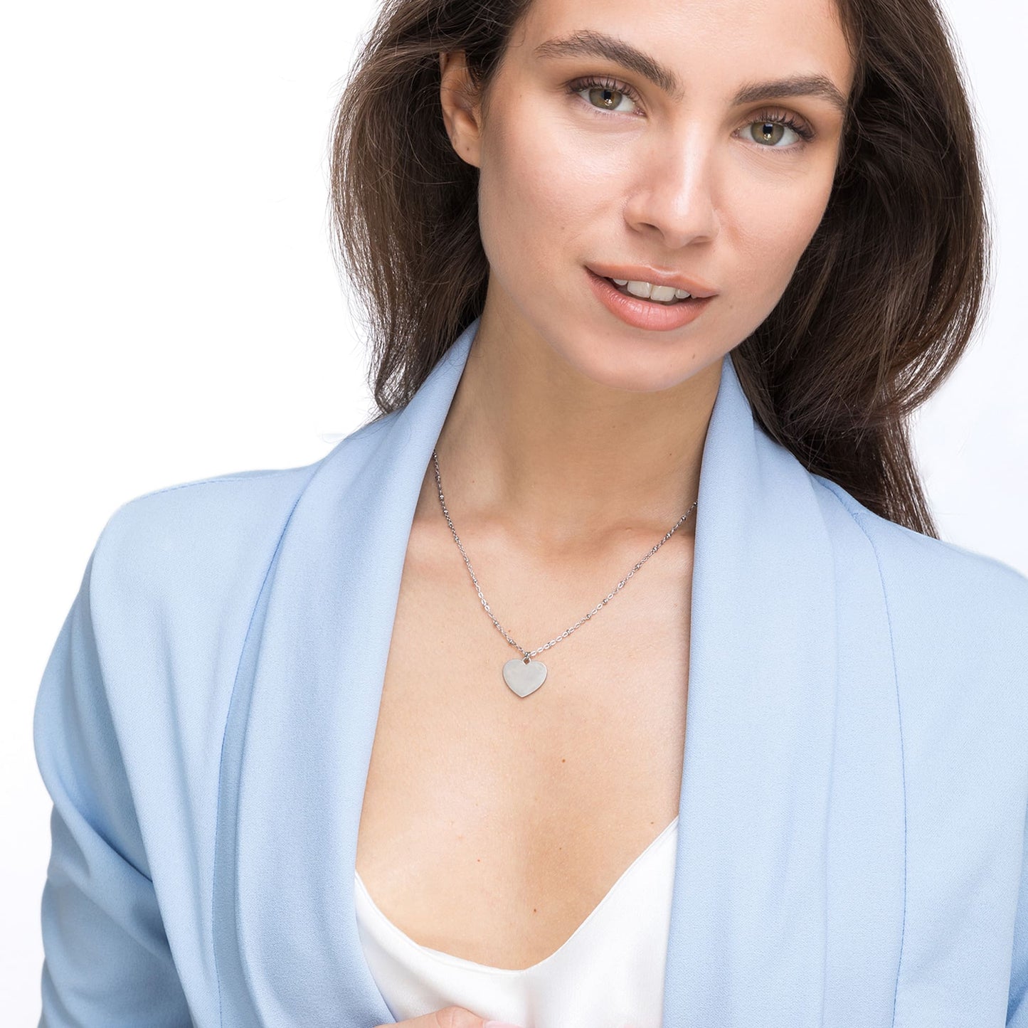 COLLIER EN ACIER PERSONNALISÉ POUR FEMMES AVEC CŒUR