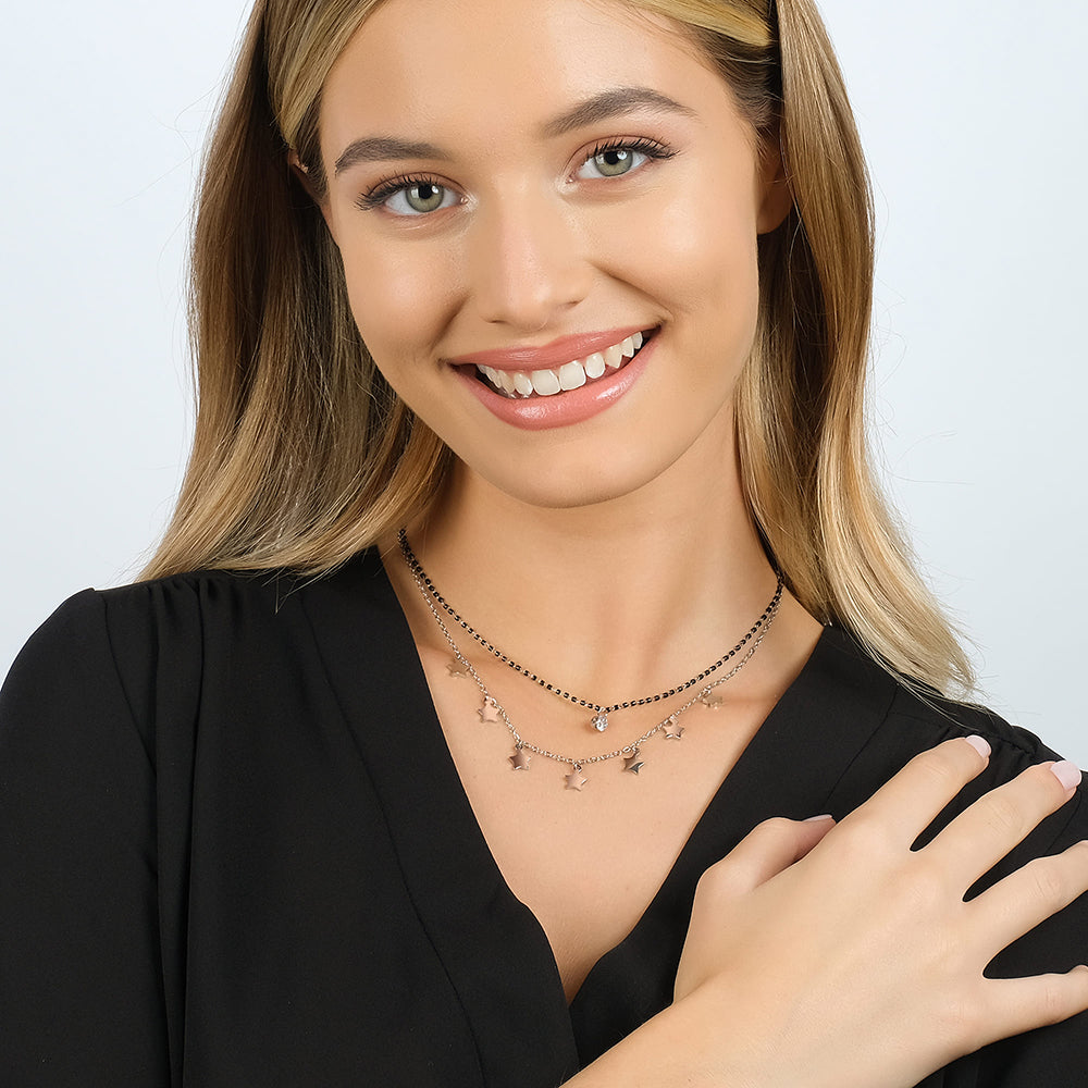 COLLIER POUR FEMME EN ACIER AVEC ÉTOILES, ÉLÉMENTS IP NOIRS ET CRISTAL BLANC