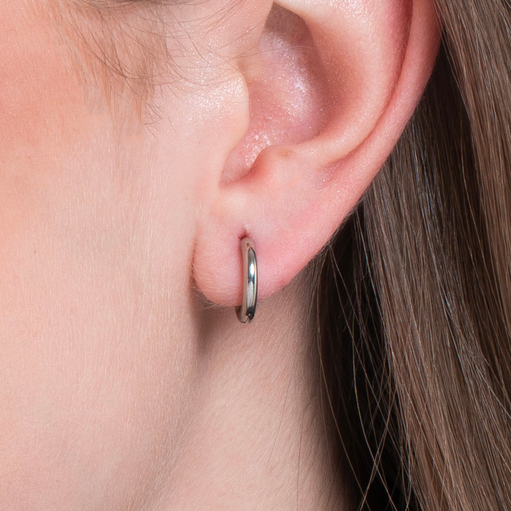 BOUCLES D'OREILLES CERCLÉES EN ACIER DE 12 MM POUR FEMMES
