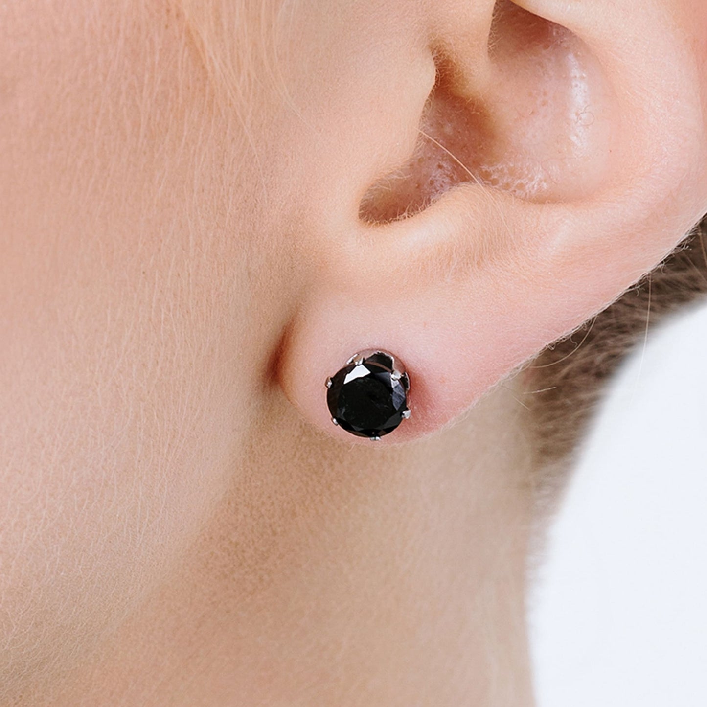 BOUCLES D'OREILLES SPOT EN ACIER AVEC CRISTAL NOIR