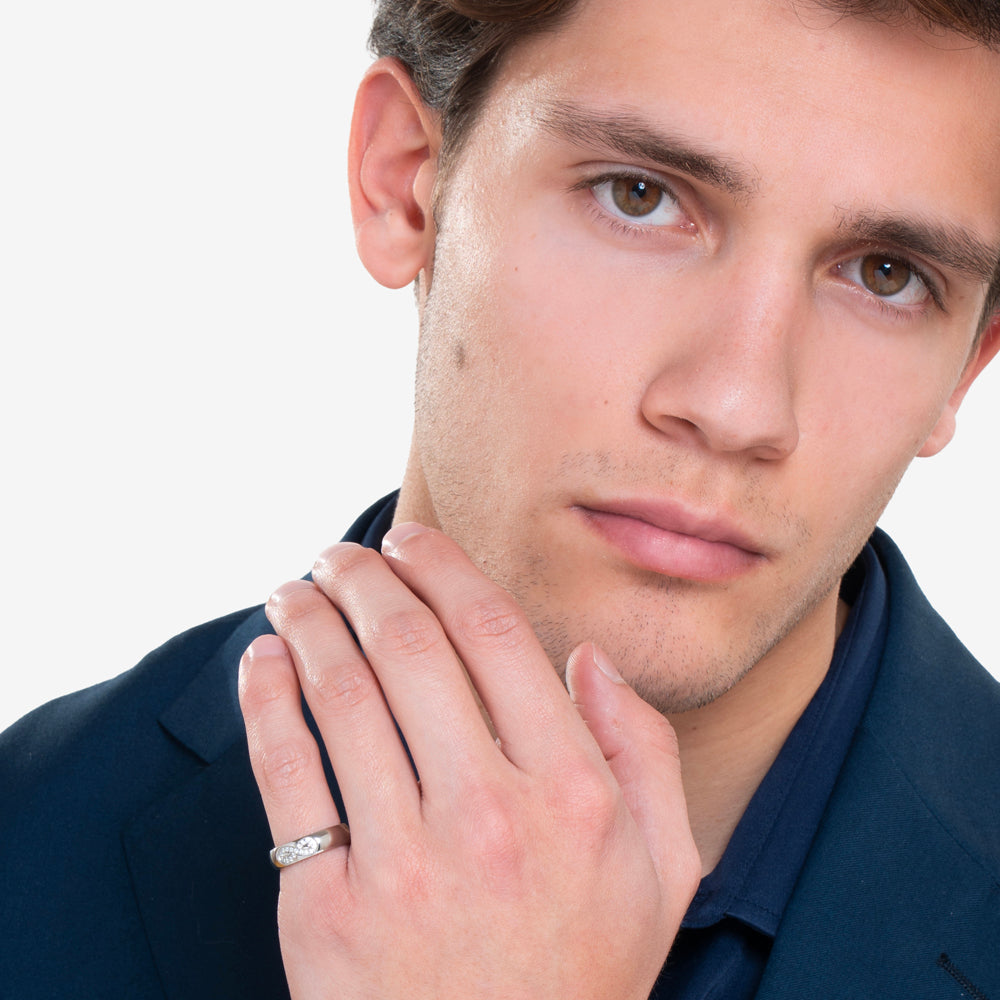 ALLIANCE EN ACIER POUR HOMMES ET FEMMES AVEC CRISTAL BLANC INFINI