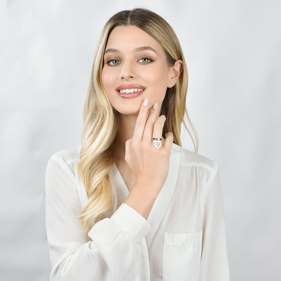 ANNEAU D'ACIER POUR FEMME IL N'Y A RIEN DE PLUS VRAI QUE L'AMOUR DE VOTRE MÈRE