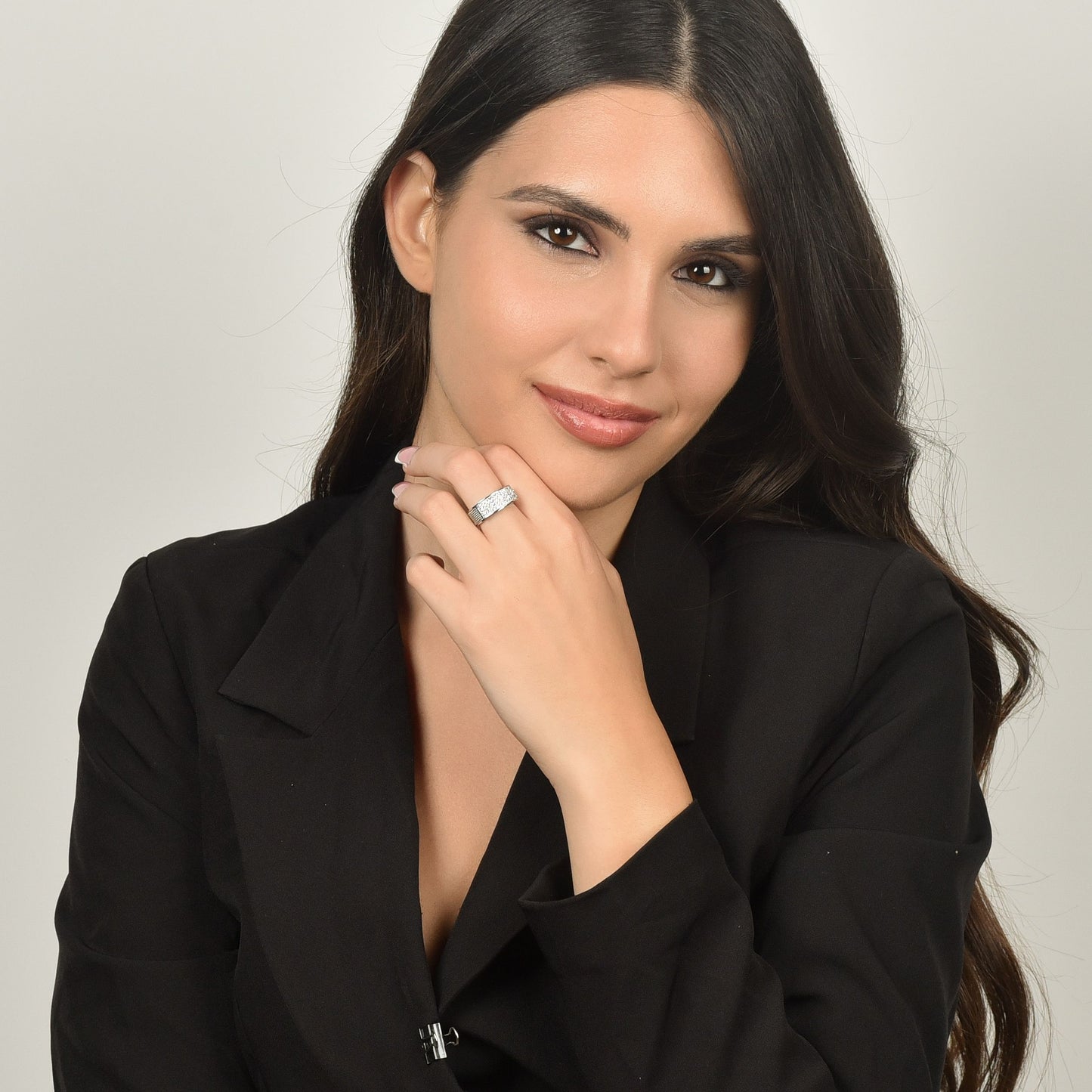 BAGUE FEMME EN ACIER MILANO LINK AVEC ÉLÉMENT EN CRISTAL BLANC
