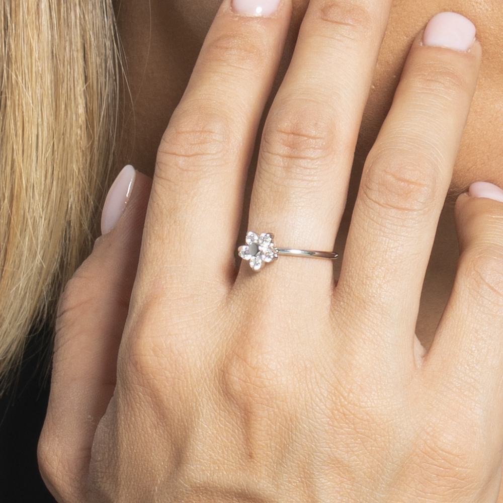 ANELLO DONNA IN ACCIAIO CON FIORE E ZIRCONI BIANCHI