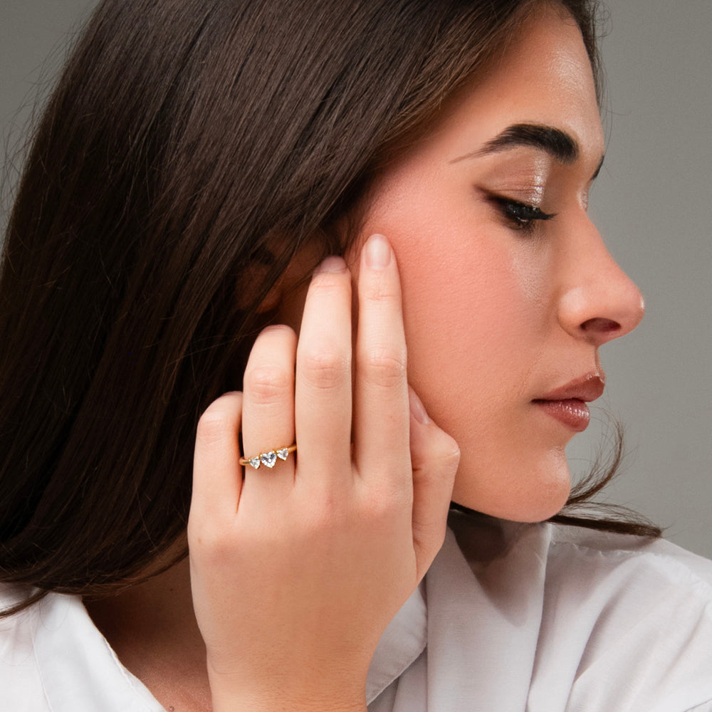 ANELLO DONNA IN ACCIAIO IP GOLD CON CUORI CON ZIRCONI BIANCHI