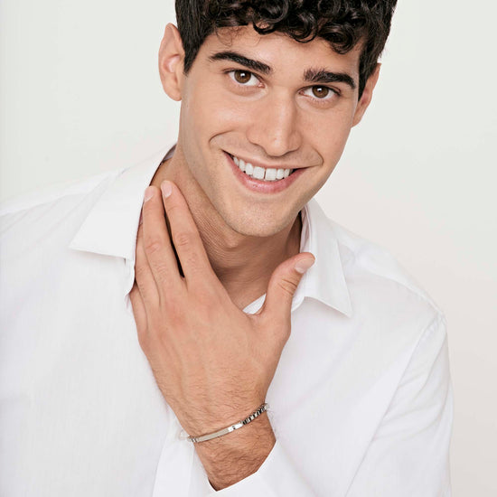 BRACELET POUR HOMME EN ACIER AVEC PLAQUE NOIRE ET CRISTAUX