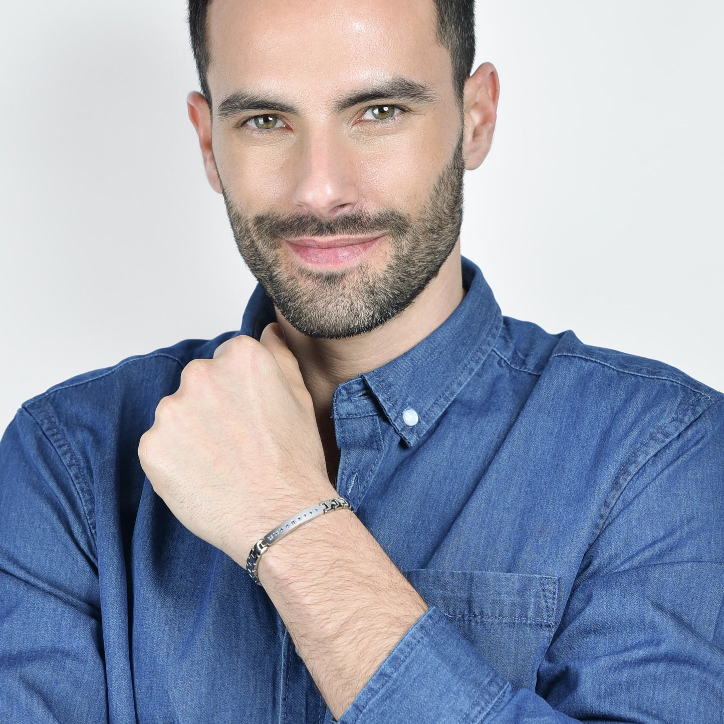 BRACELET HOMME EN ACIER AVEC CRISTAUX BLEUS