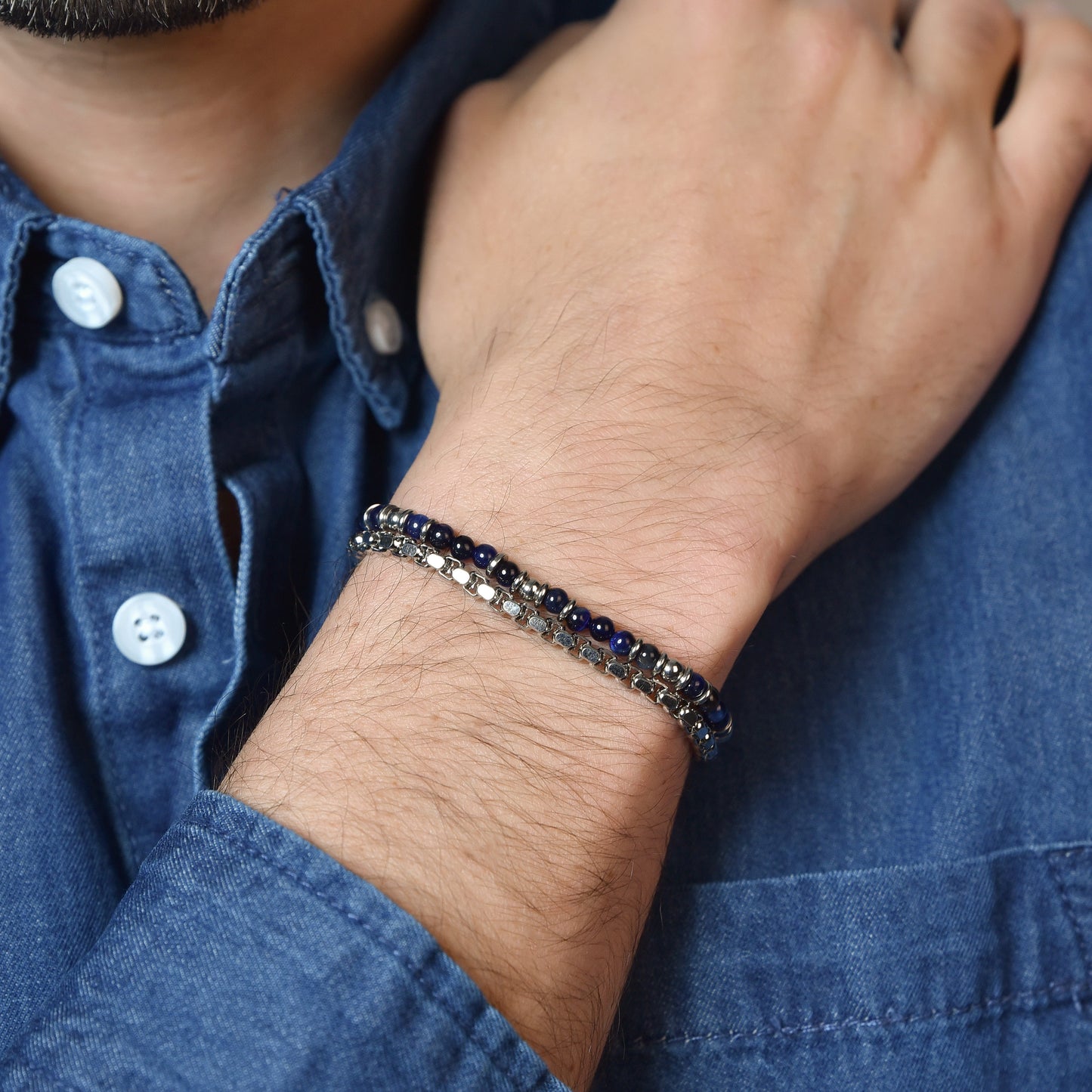 BRACELET EN ACIER POUR HOMME AVEC PIERRES BLEUES ET ELEMENTS EN ACIER Luca Barra