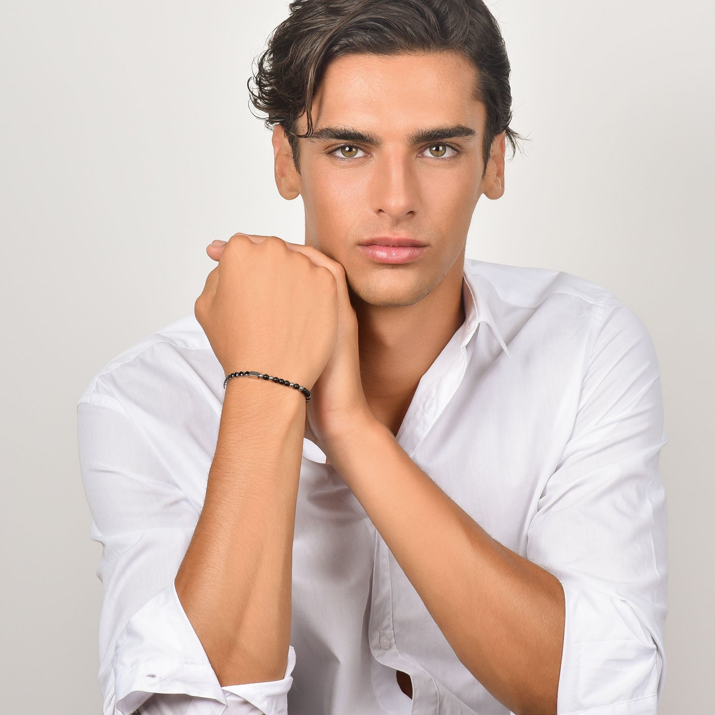 BRACELET HOMME EN ACIER AVEC CRISTAUX ET PIERRES NOIRS