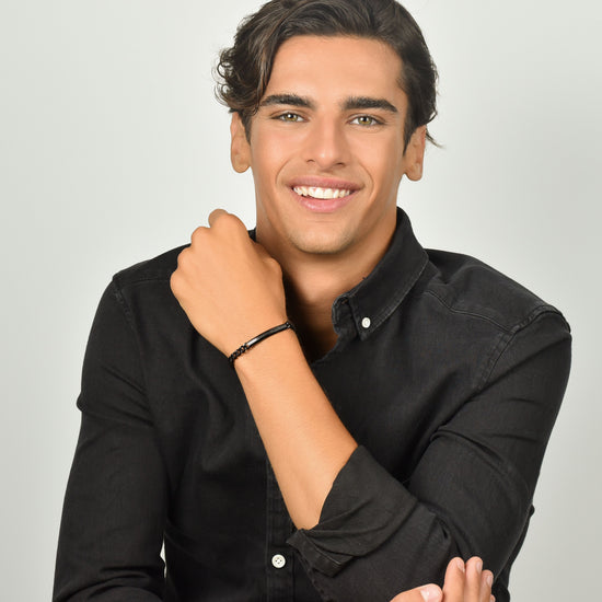 BRACELET HOMME EN ACIER IP NOIR AVEC ÉLÉMENT EN CRISTAL NOIR