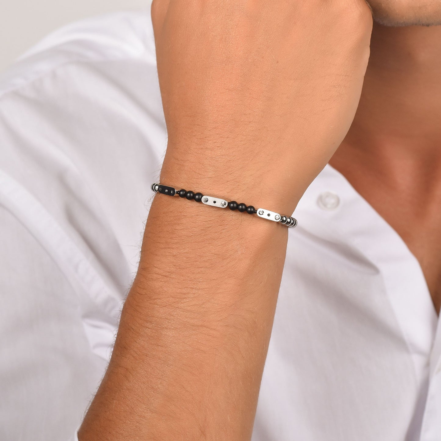 BRACELET ACIER POUR HOMME AVEC PIERRES NOIRES Luca Barra