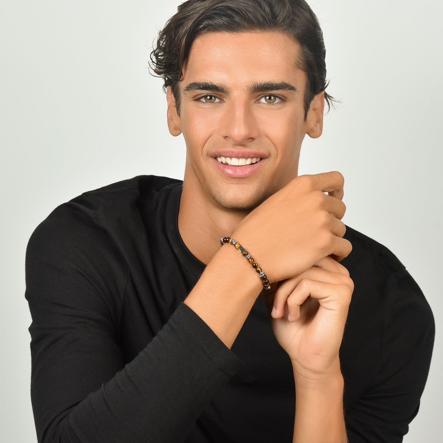 BRACELET HOMME EN ACIER AVEC PIERRES EN OEIL DE TIGRE ET ÉLÉMENTS EN ACIER