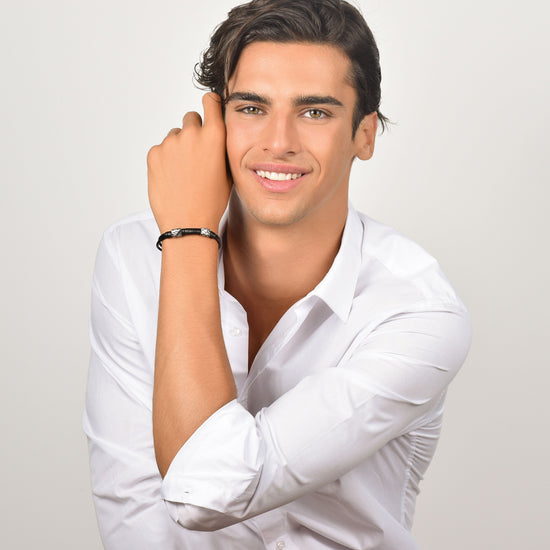 BRACELET HOMME EN CUIR MARRON AVEC ÉLÉMENTS EN ACIER