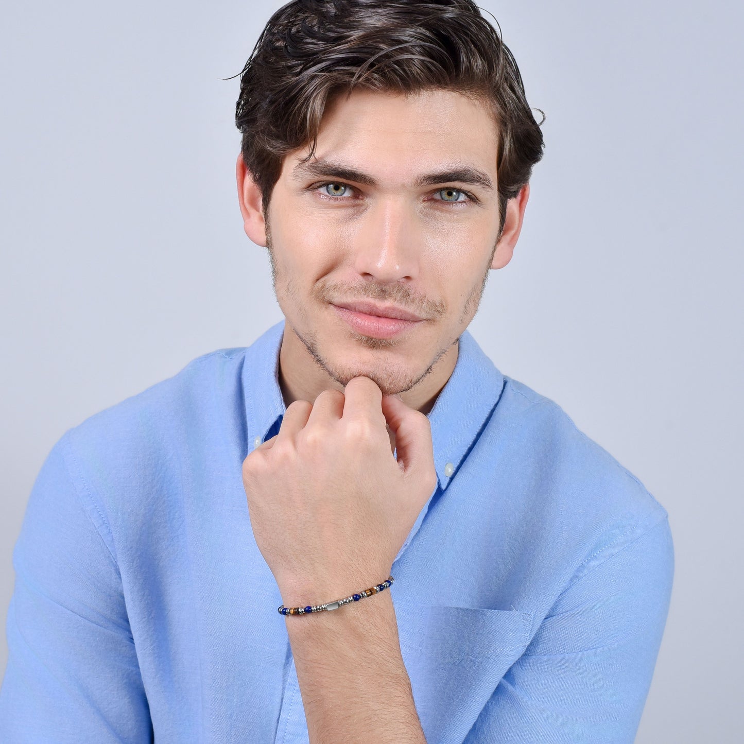 BRACCIALE UOMO IN ACCIAIO CON PIETRA LAPIS ED ELEMENTI OCCHIO DI TIGRE