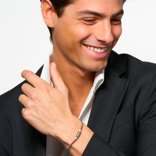 BRACCIALE UOMO IN ACCIAIO CON ELEMENTO CON SMALTO NERO