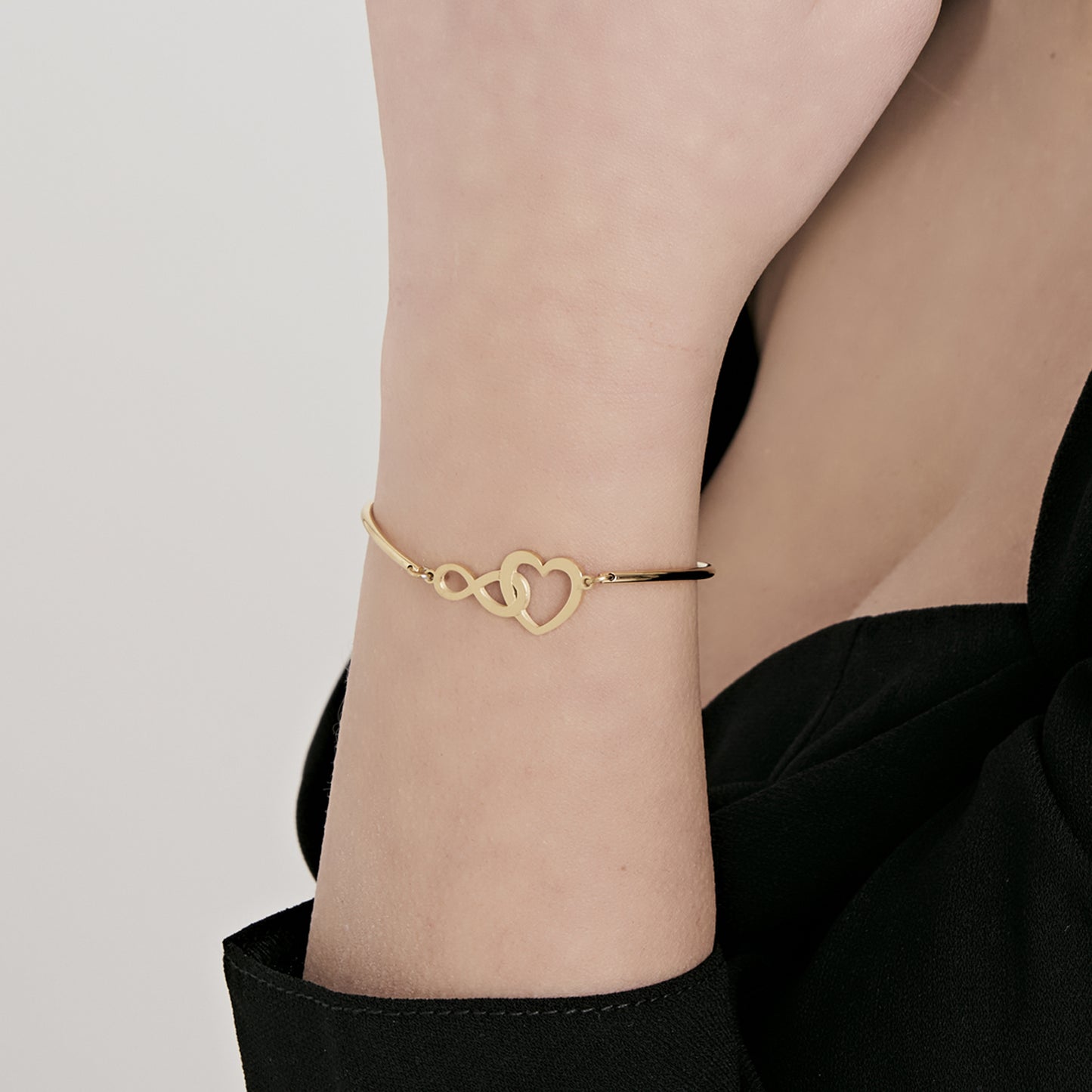 BRACELET POUR FEMME EN OR AVEC COEUR ET INFINITE Luca Barra