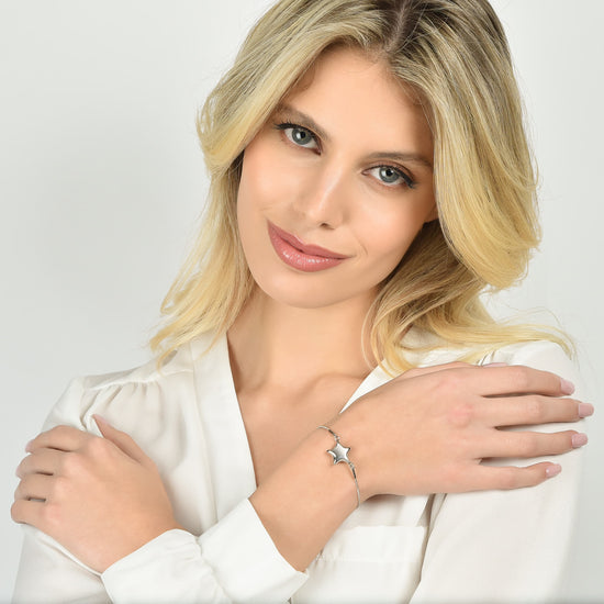 BRACELET FEMME EN ACIER AVEC ÉTOILE PLEINE