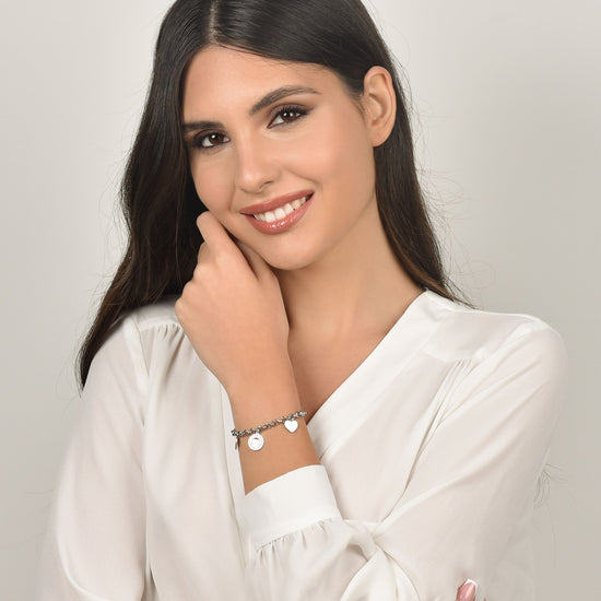 BRACELET EN ACIER POUR FEMMES AVEC CŒURS ET CRISTAUX BLANCS
