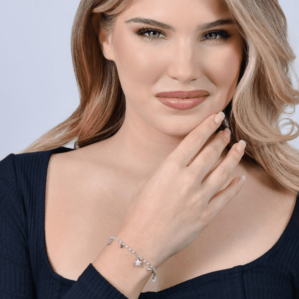 BRACELET FEMME EN ACIER AVEC PERLES ET ÉTOILES