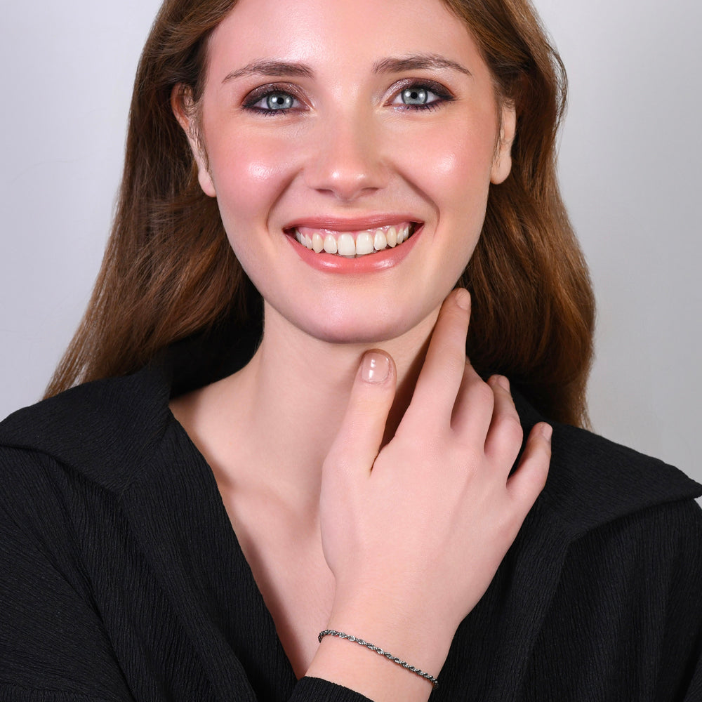BRACELET EN ACIER POUR FEMMES