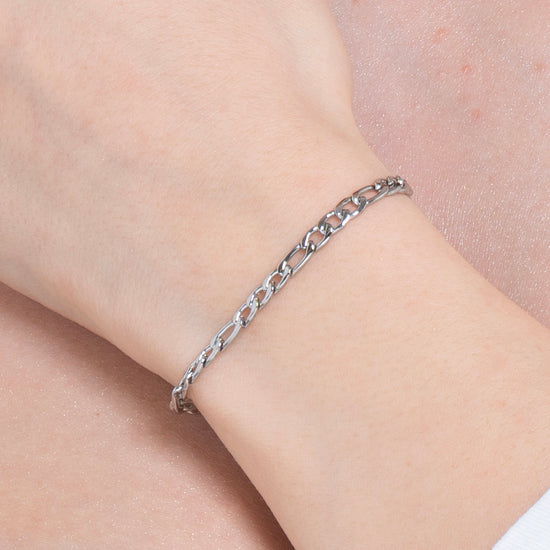 BRACELET EN ACIER POUR FEMMES