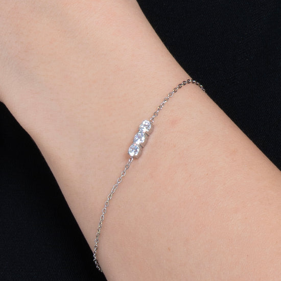 BRACELET FEMME EN ACIER AVEC CRISTAUX BLANCS