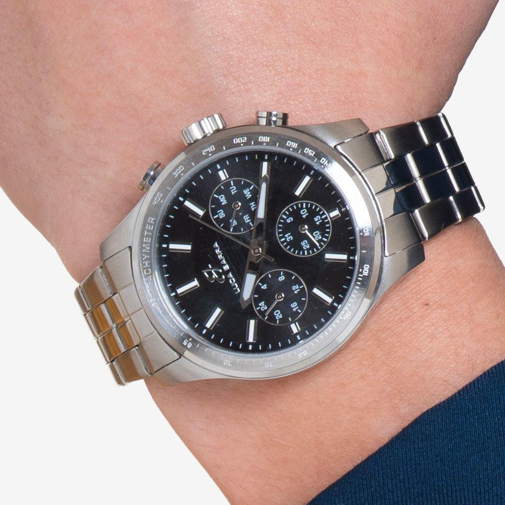 MONTRE EN ACIER POUR HOMMES AVEC CADRAN NOIR ET LUNETTE ARGENTÉE