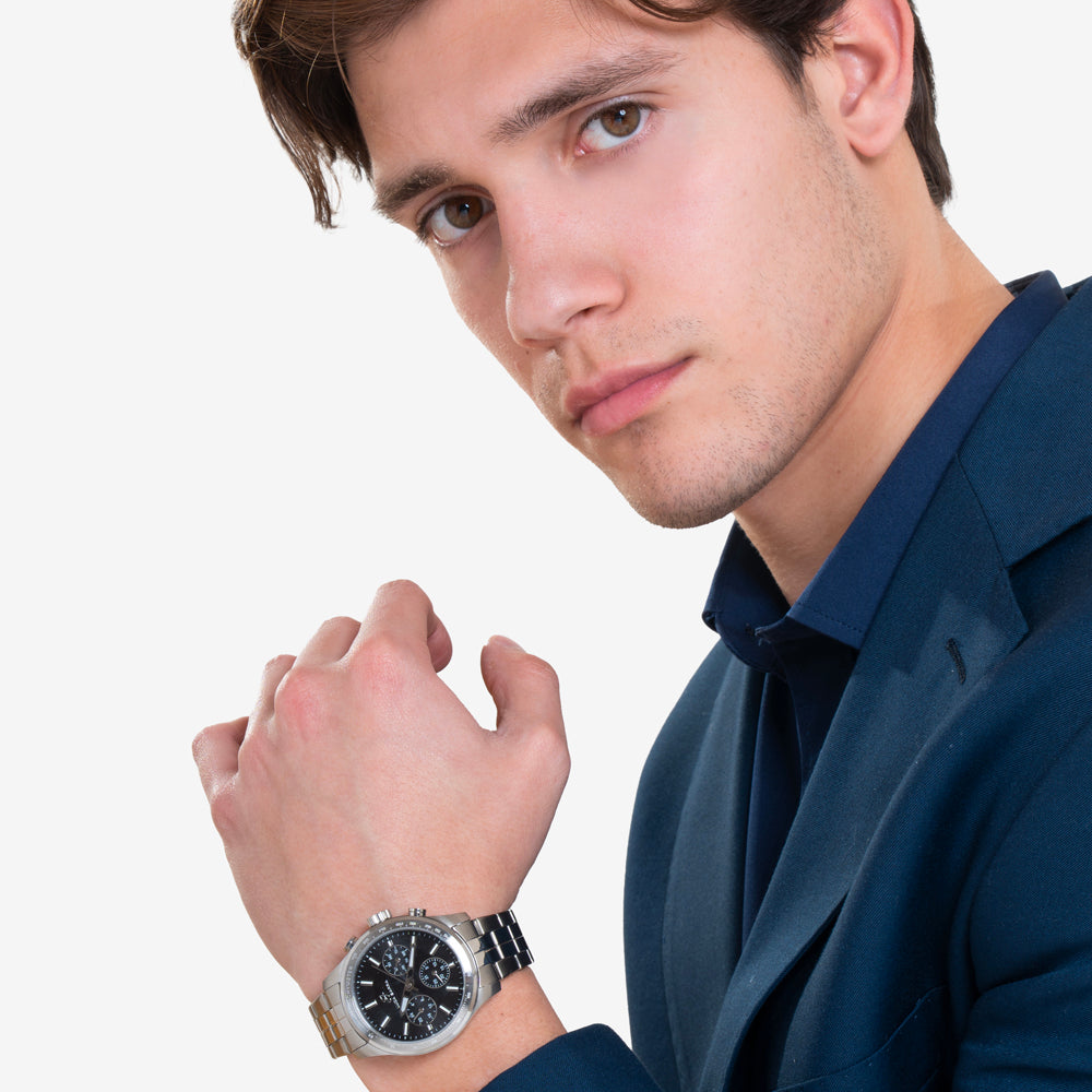 MONTRE EN ACIER POUR HOMMES AVEC CADRAN NOIR ET LUNETTE ARGENTÉE