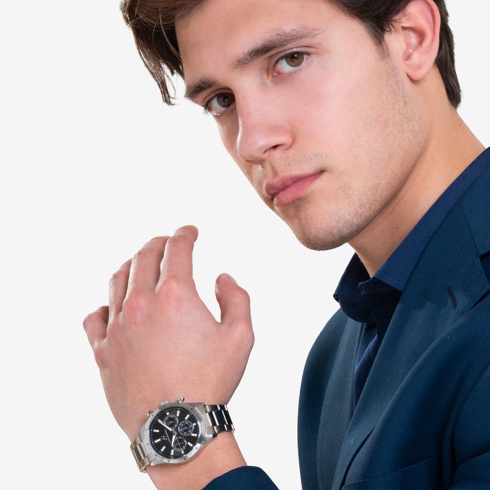 MONTRE HOMME EN ACIER CADRAN NOIR