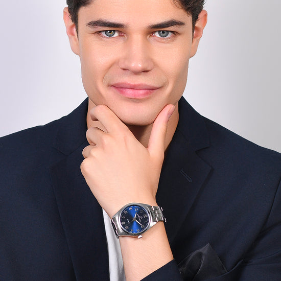 MONTRE HOMME EN ACIER CADRAN BLEU