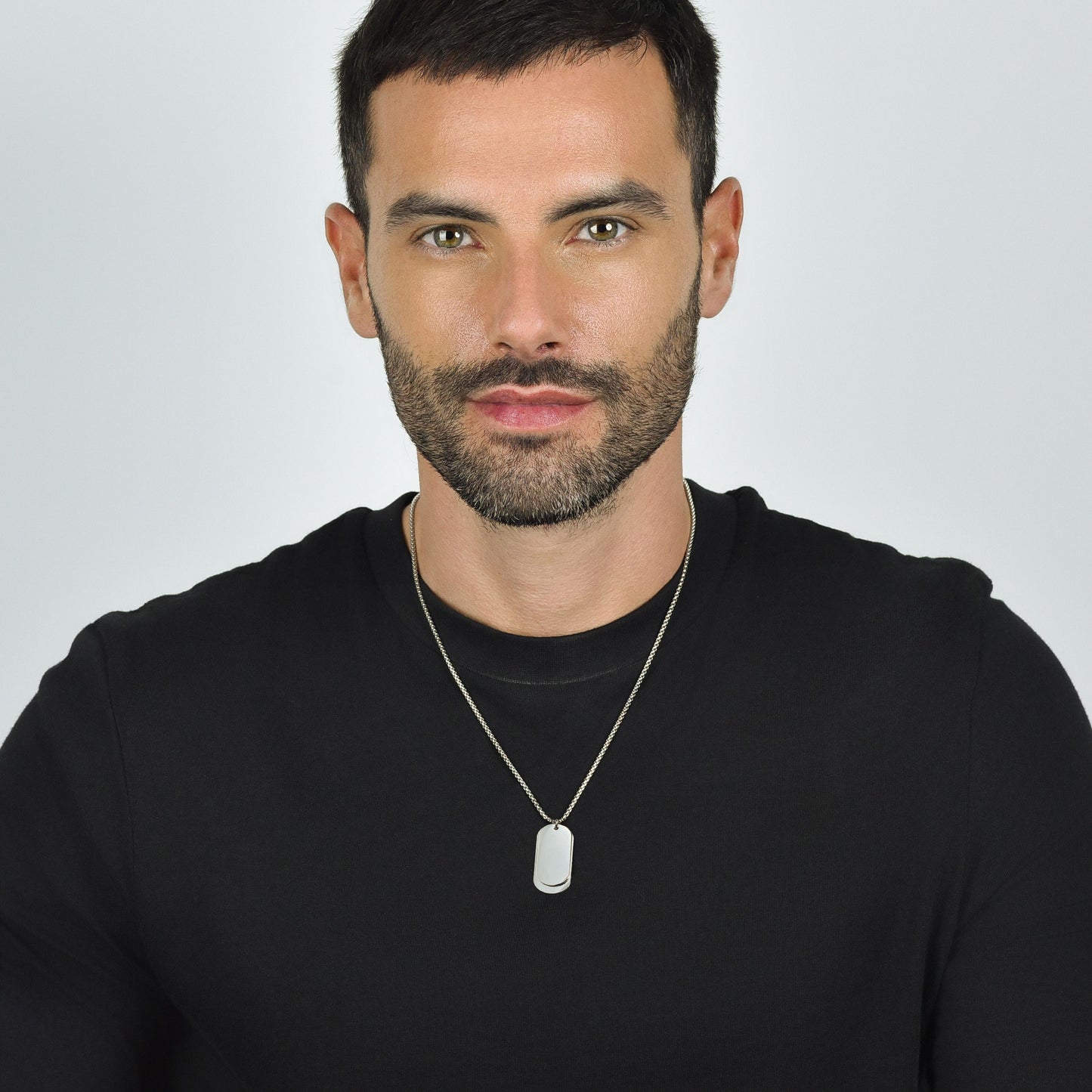 COLLIER HOMME EN ACIER AVEC PLAQUES D'ARGENT