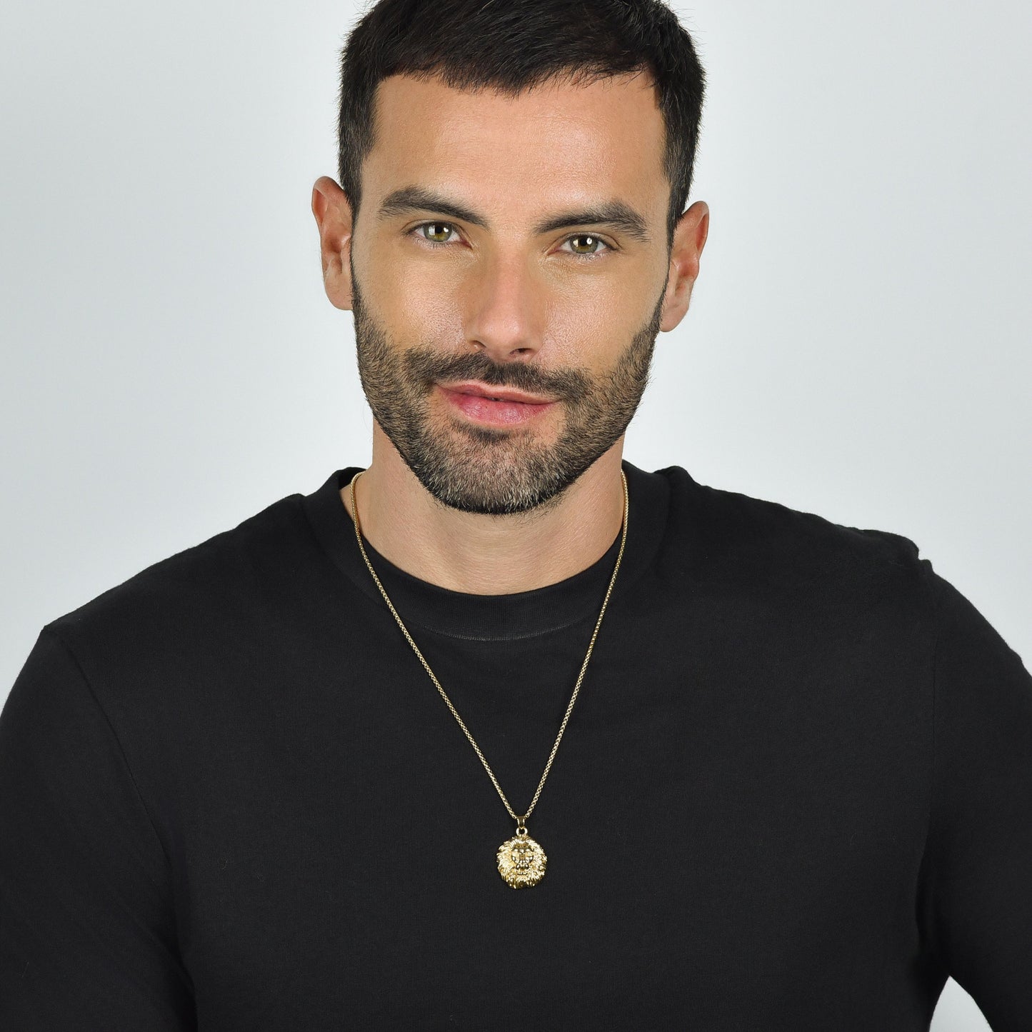 COLLIER HOMME EN ACIER À TÊTE DE LION EN OR IP