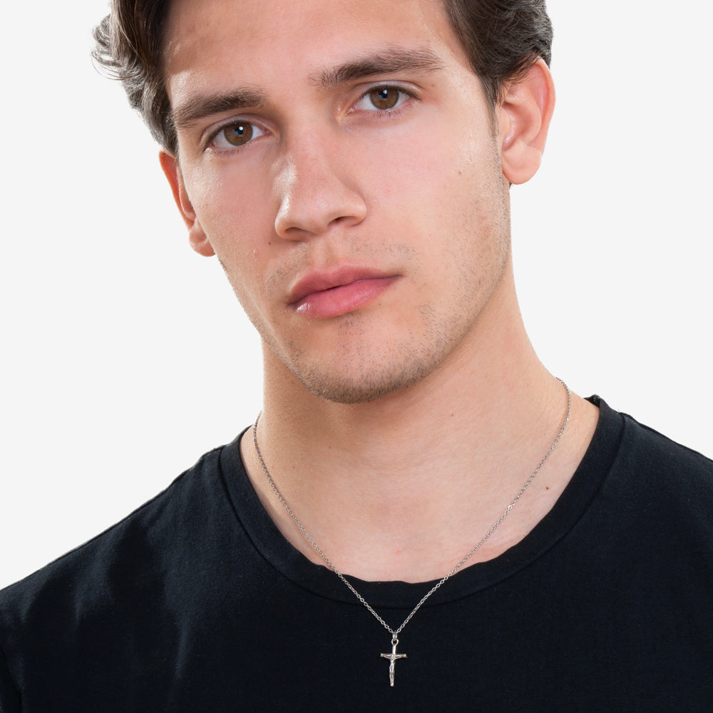 COLLIER HOMME EN ACIER AVEC CRUCIFIX