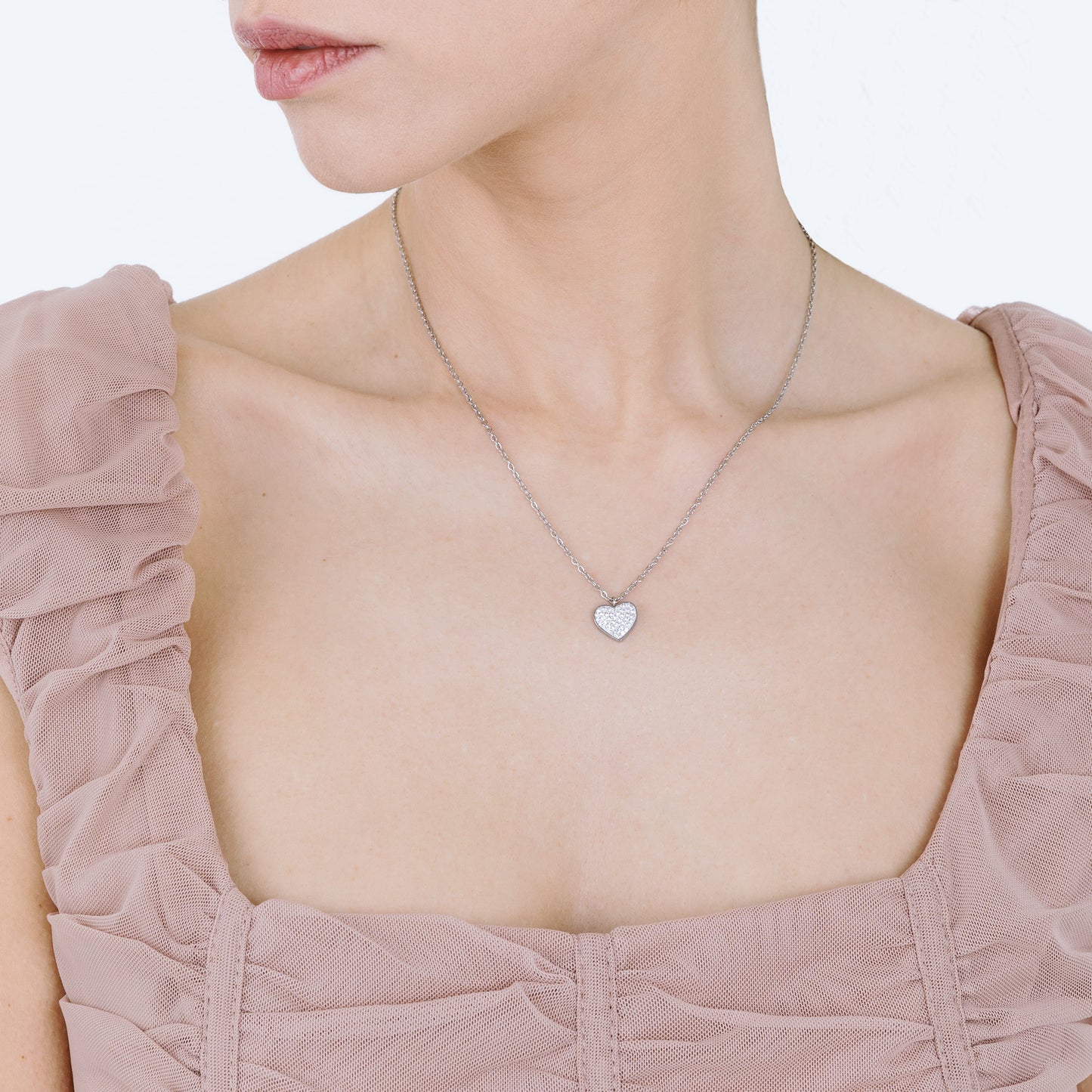 COLLIER EN ACIER POUR DAMES AVEC CŒUR ET CRISTAUX BLANCS