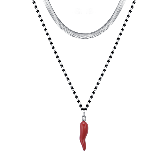 COLLIER POUR FEMME EN ACIER AVEC CORNE AVEC ÉMAIL ROUGE ET ÉLÉMENTS NOIRS
