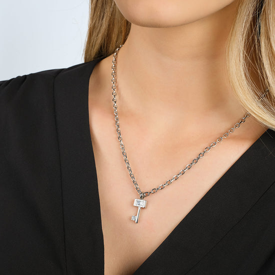 COLLIER CLÉ EN ACIER AVEC CRISTAUX BLANCS