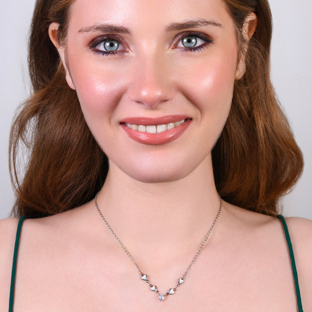 COLLANA DONNA IN ACCIAIO CON CUORI E ZIRCONI BIANCHI