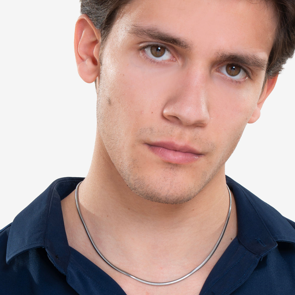 COLLIER EN ACIER POUR FEMMES