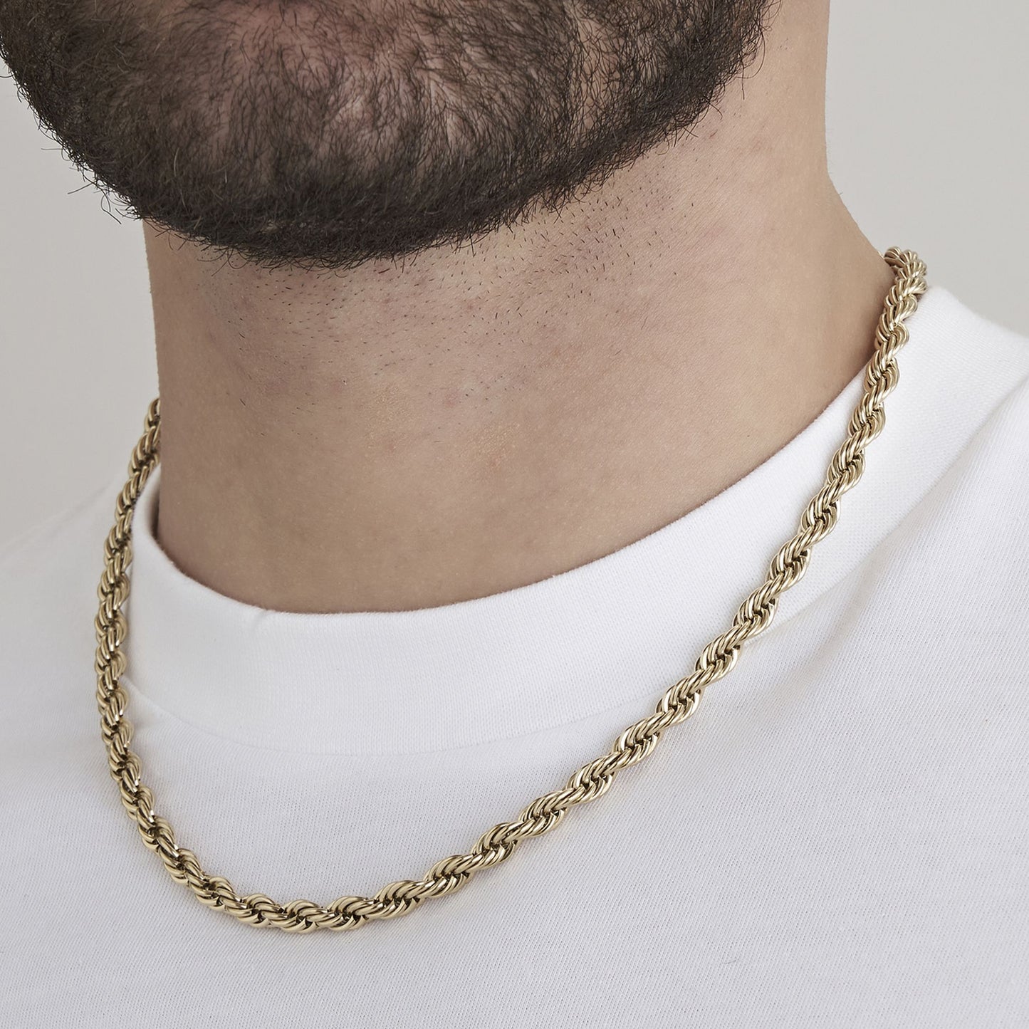 COLLIER UNISEXE EN ACIER DE 6 MM