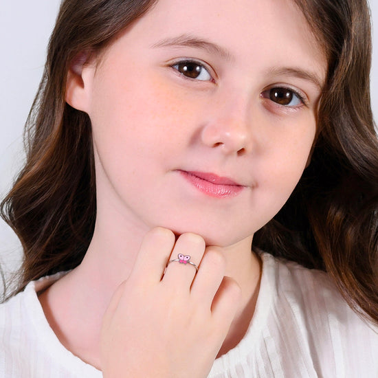 BAGUE DE FILLE EN ACIER AVEC PAPILLON