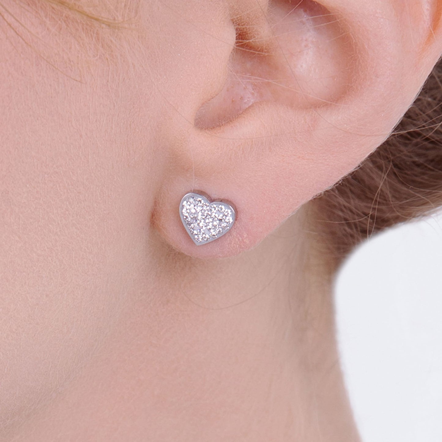 BOUCLES D'OREILLES EN ACIER POUR FEMMES AVEC CŒURS ET CRISTAUX