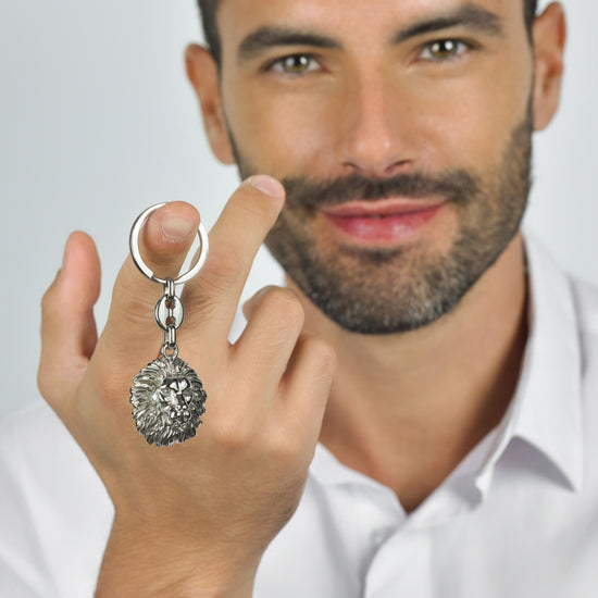PORTE-CLÉS EN ACIER TÊTE DE LION